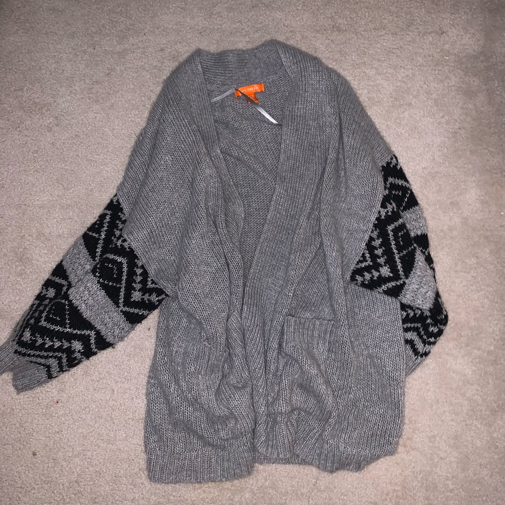 New comfy winter cardigan, M